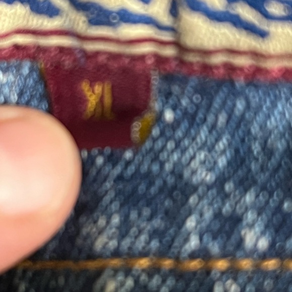 Vintage Roundy Ridge Jean Jacket - Picture 10 of 12